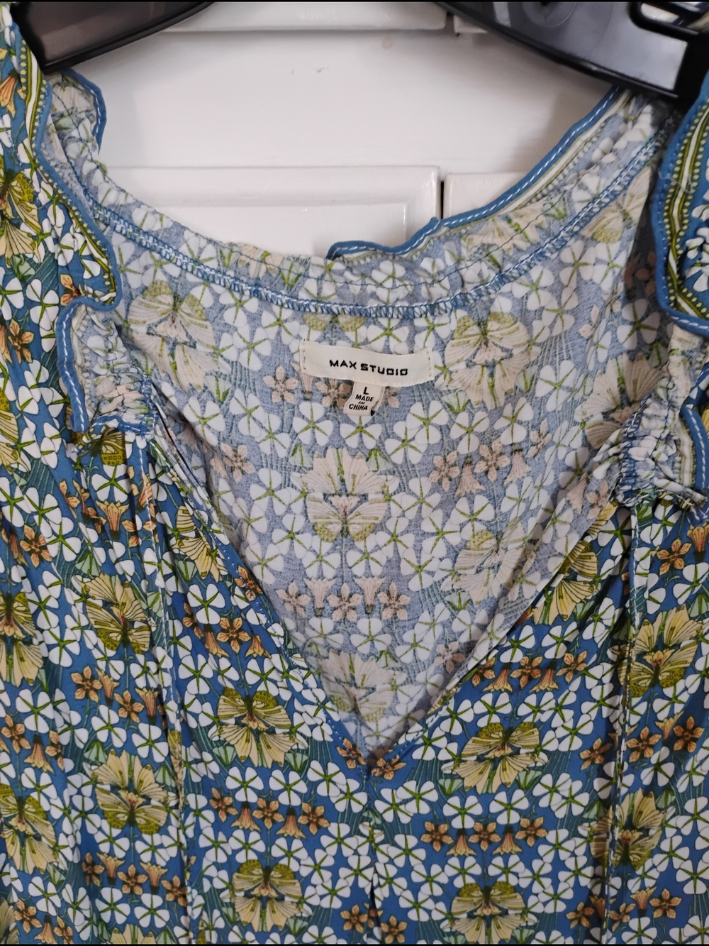 Max Studio Sleeveless Floral Maxi Dress in Blue and Green - Picture 2 of 12